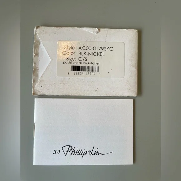 Phillip Lim 3.1 Pashli Medium Satchel in Black Peeble Leather. - Picture 6 of 7